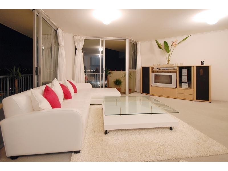 21 / 265 Boundary Street, Rainbow Bay QLD 4225