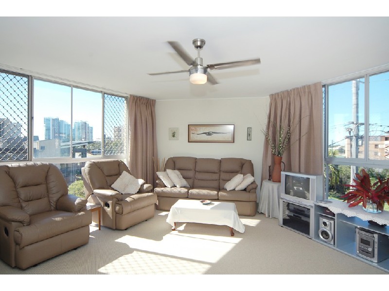 15/23 Dixon Street, Coolangatta QLD 4225
