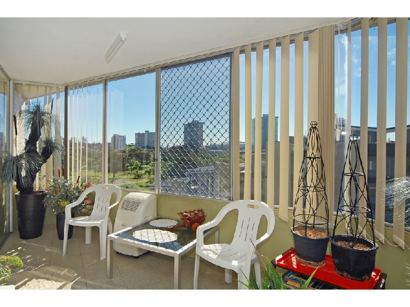 15/23 Dixon Street, Coolangatta QLD 4225