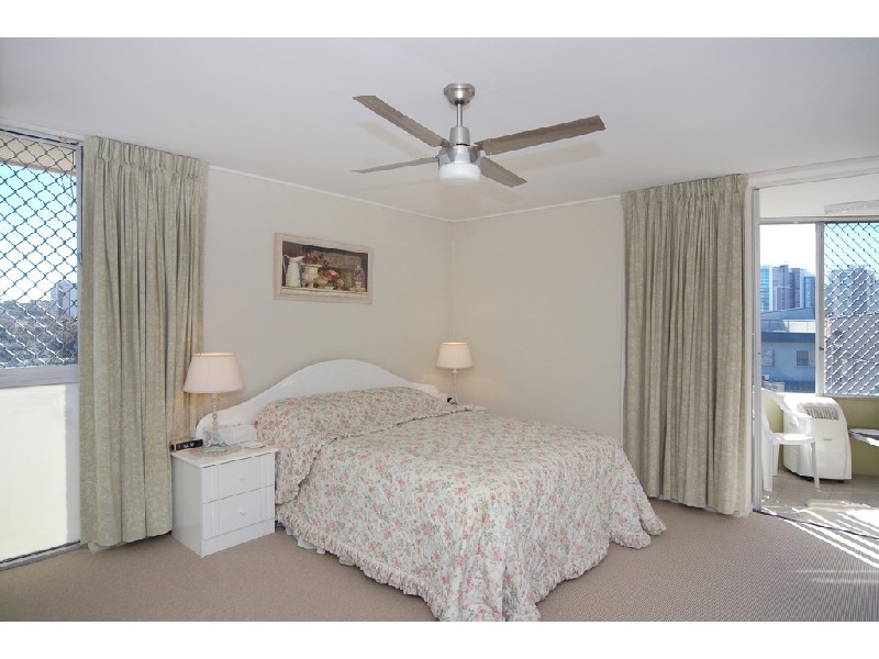 15/23 Dixon Street, Coolangatta QLD 4225