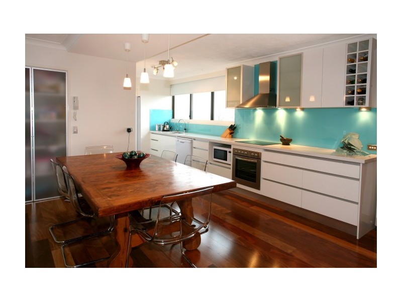 Rainbow Bay QLD 4225