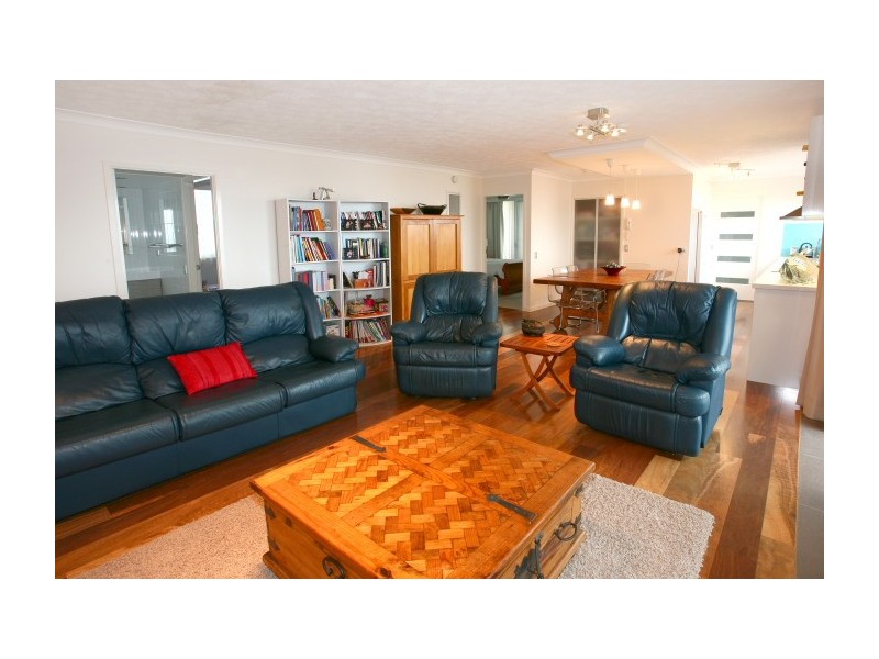 Rainbow Bay QLD 4225