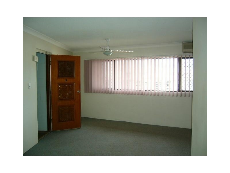 3/27 Golden Four Drive, Kirra QLD 4225