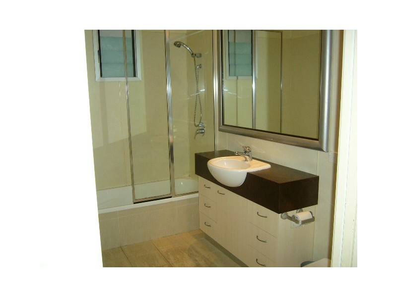 Coolangatta QLD 4225