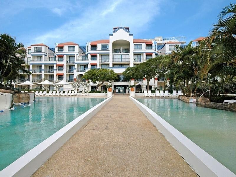 Unit 144 Calypso Plaza, Coolangatta QLD 4225