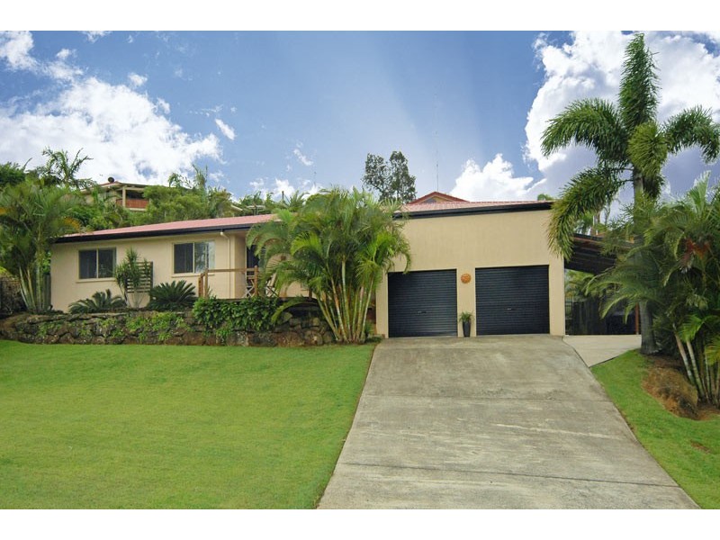 2 Bushland Drive, Banora Point NSW 2486