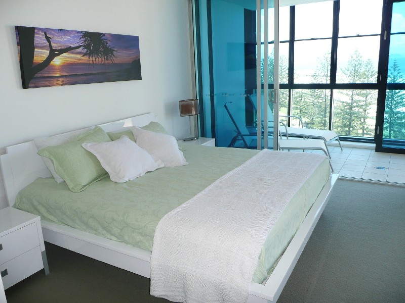802 – 110 Reflections Tower Two, Coolangatta QLD 4225