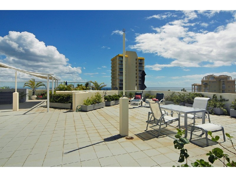 24/265 Boundary Street, Rainbow Bay QLD 4225