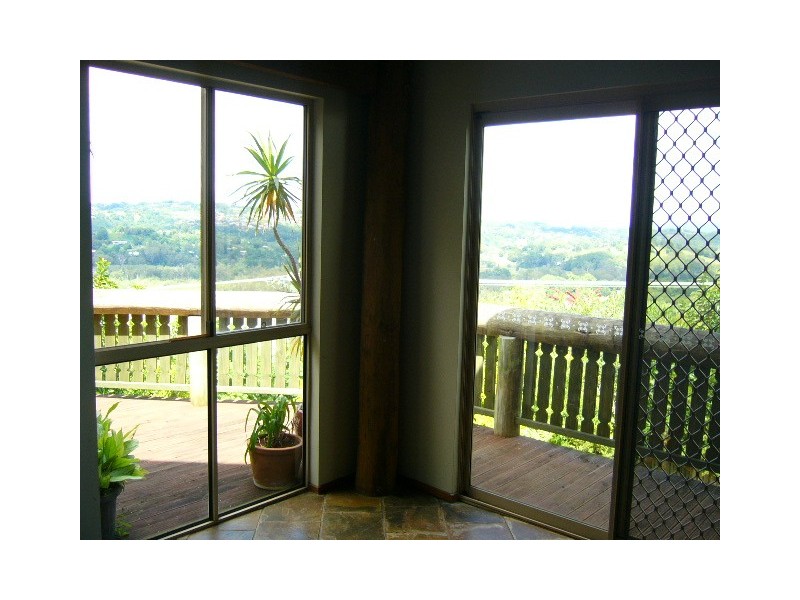 10 Broadwater Esplanade, Bilambil NSW 2486