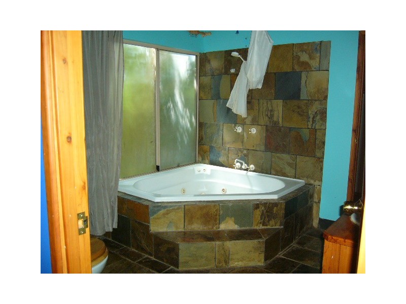 10 Broadwater Esplanade, Bilambil NSW 2486