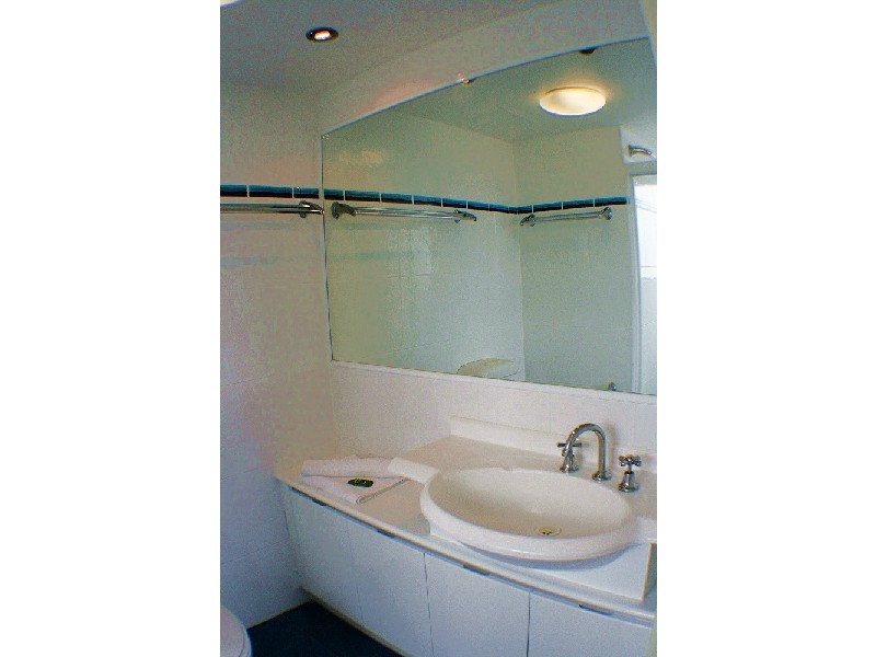 5B Bayview, Rainbow Bay QLD 4225