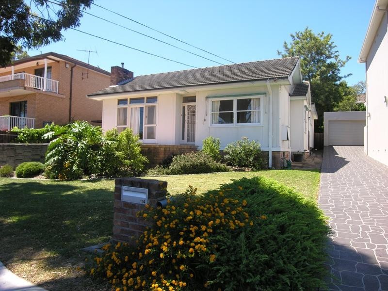 114 Holt Rd, Taren Point NSW 2229