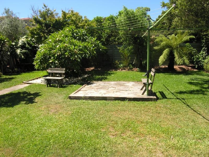 114 Holt Rd, Taren Point NSW 2229