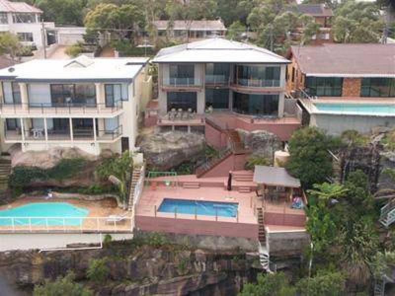 4 Loch Lomond Crescent, Burraneer NSW 2230