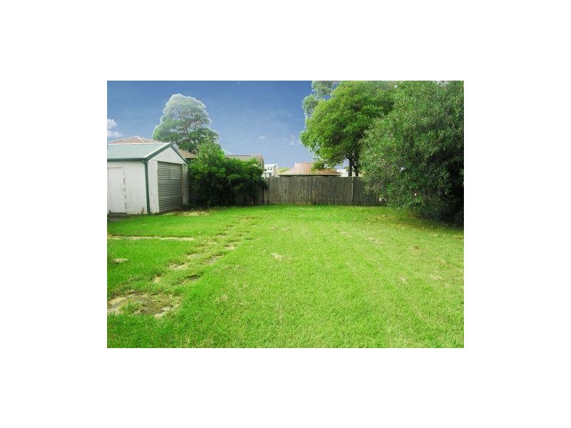 8 Warburton St, Gymea NSW 2227