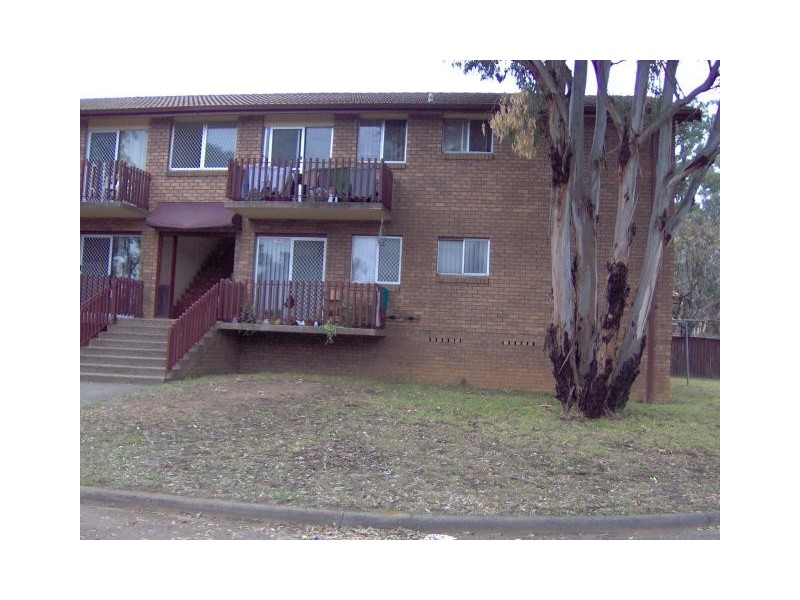 27/15 O’Sullivan Road, Leumeah NSW 2560