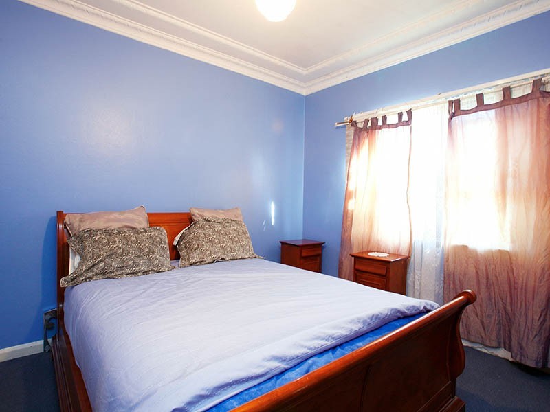 37 Belmorre Ave, Belmore NSW 2192