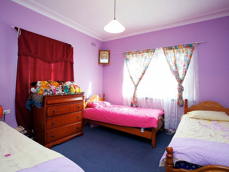 37 Belmorre Ave, Belmore NSW 2192
