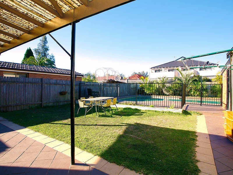 37 Belmorre Ave, Belmore NSW 2192