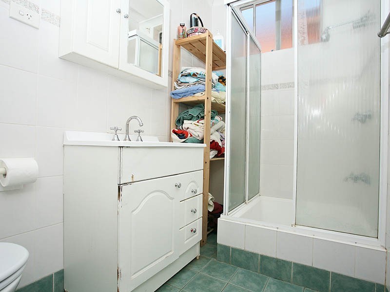 40 Kennedy Ave, Belmore NSW 2192