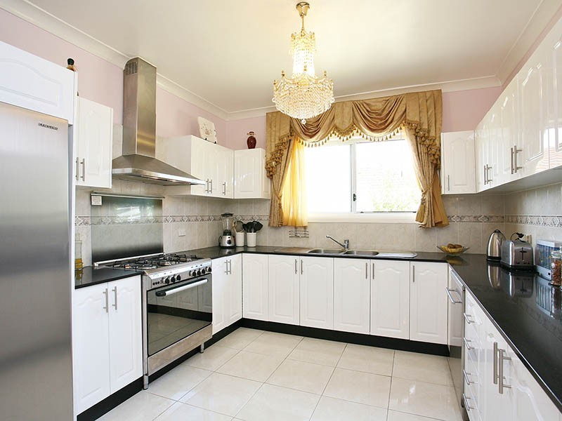 81 Rawson Rd, Greenacre NSW 2190