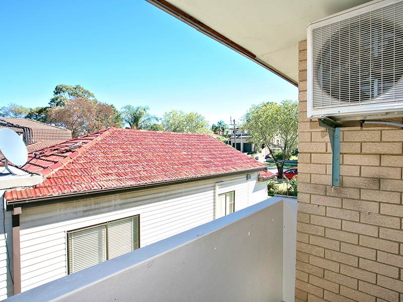 4/40 Myers St, Roselands NSW 2196