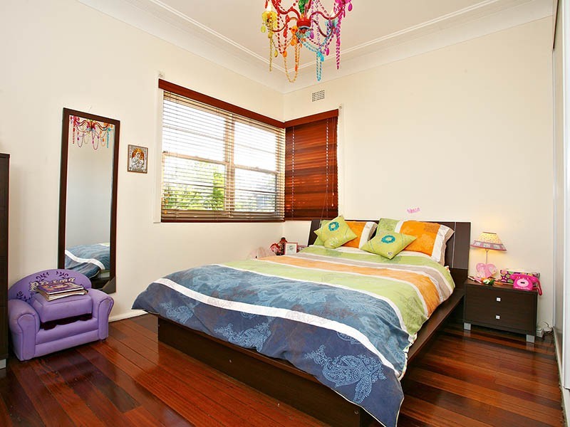 24 Passey  Avenue, Belmore NSW 2192