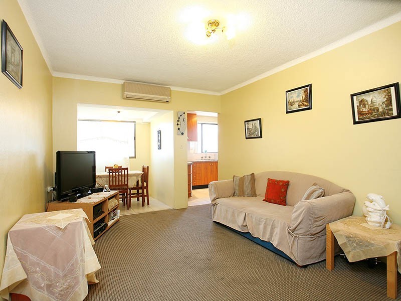 24/43-45 Chapel Street, Roselands NSW 2196