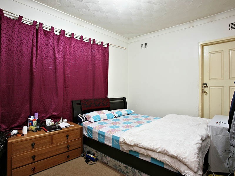 2/35 Park Street, Campsie NSW 2194