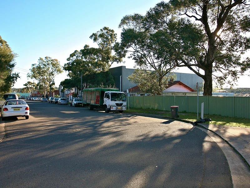 4 Minnie Street, Belmore NSW 2192