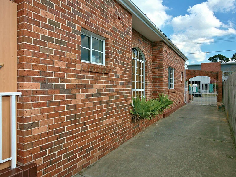10 Kingsgrove Road, Belmore NSW 2192