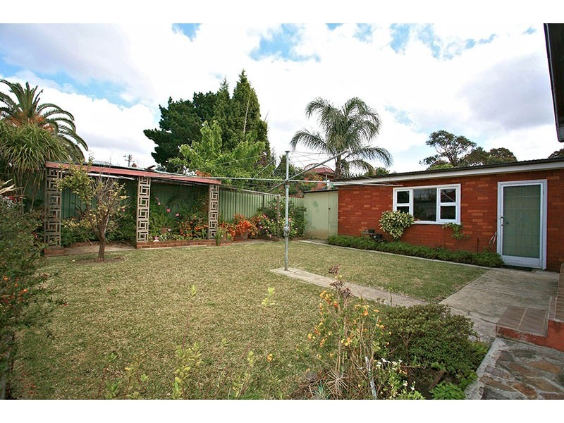 11 Allegra Avenue, Belmore NSW 2192