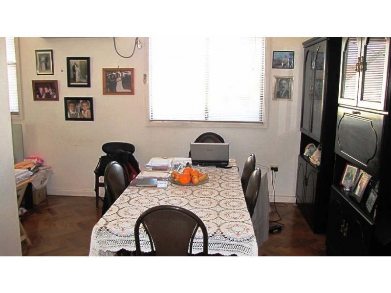 72 Seymour Parade, Belfield NSW 2191