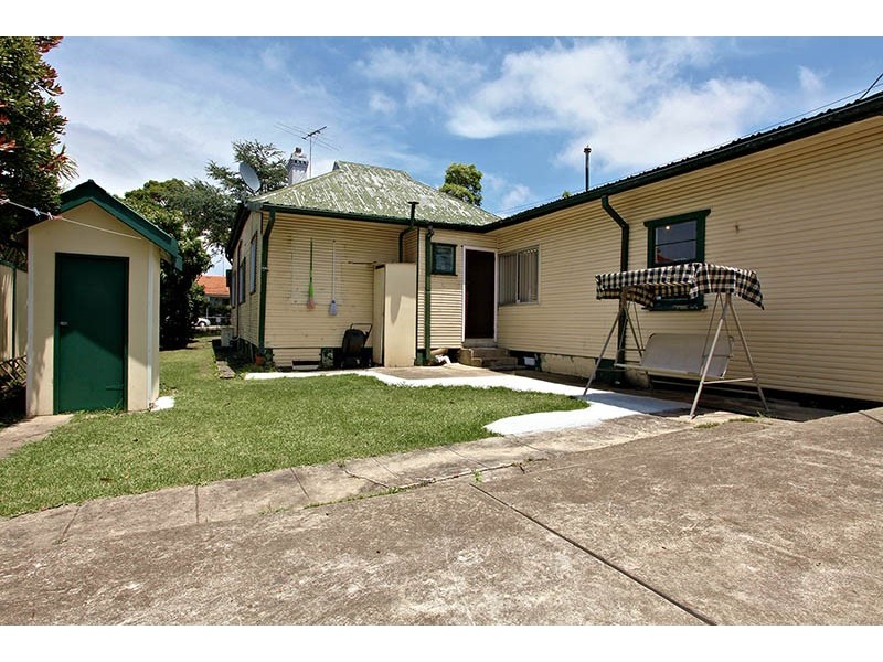75 Burwood Rd, Belfield NSW 2191