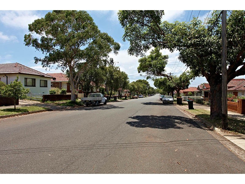 75 Burwood Rd, Belfield NSW 2191
