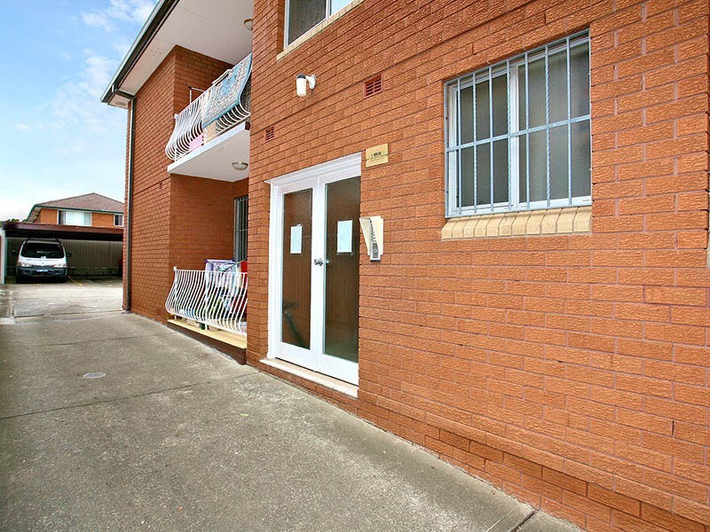 4/7 Allan Avenue, Belmore NSW 2192