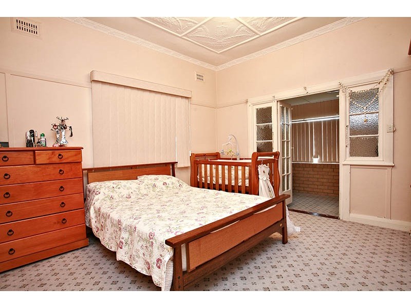 92 Yangoora Road, Lakemba NSW 2195