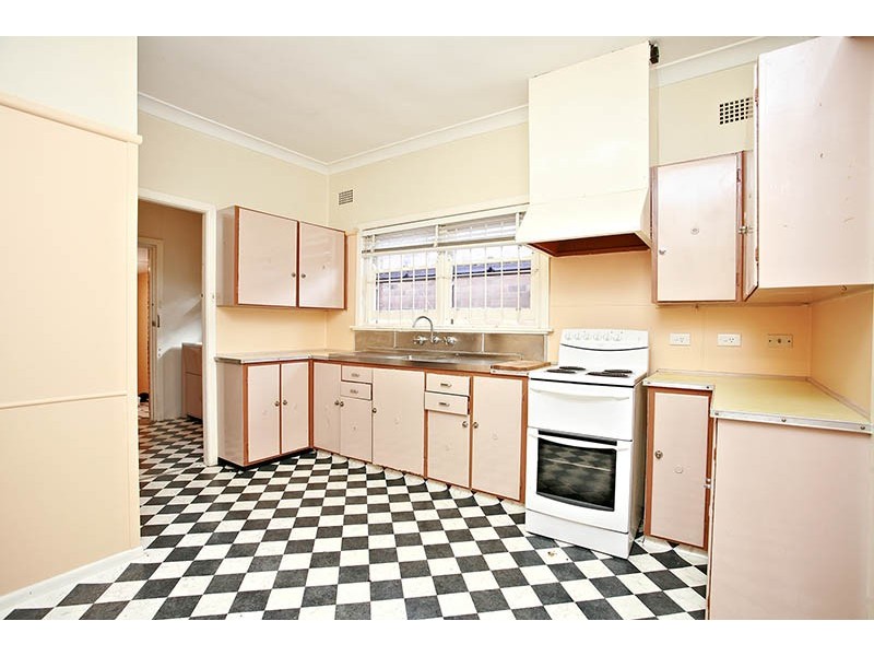 40 Reginald Avenue, Belmore NSW 2192