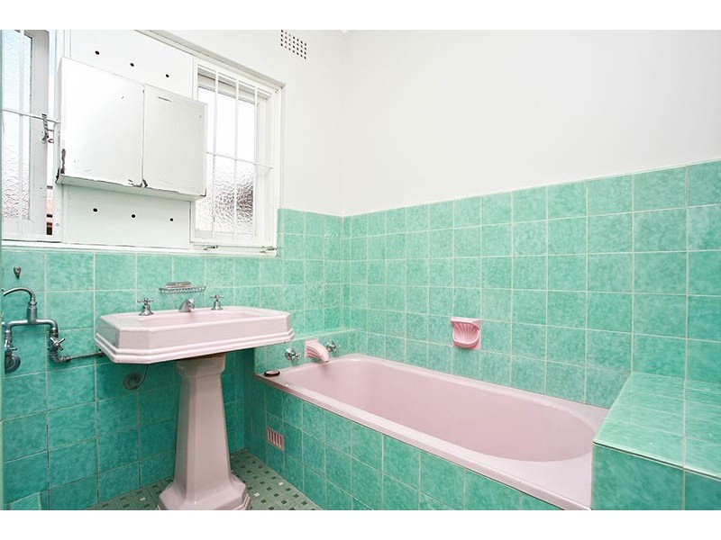 40 Reginald Avenue, Belmore NSW 2192