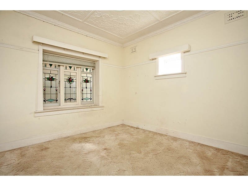 22 Bexley Road, Campsie NSW 2194