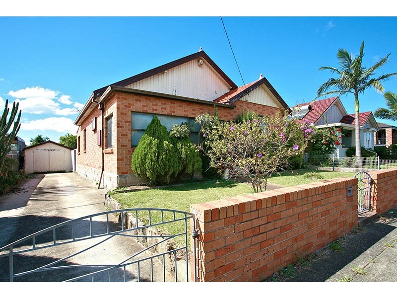 22 Bexley Road, Campsie NSW 2194