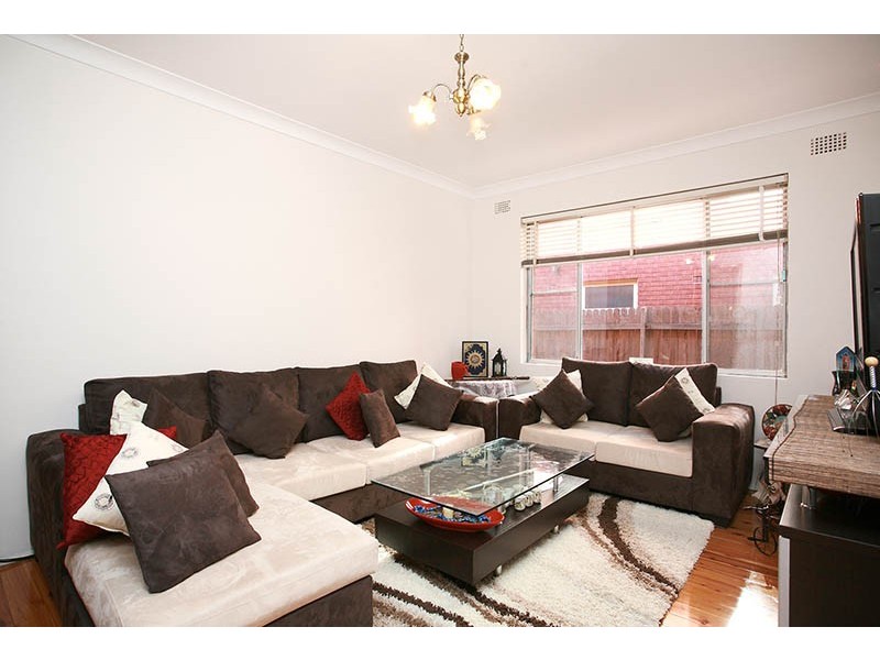 2/14 St Clair Street, Belmore NSW 2192