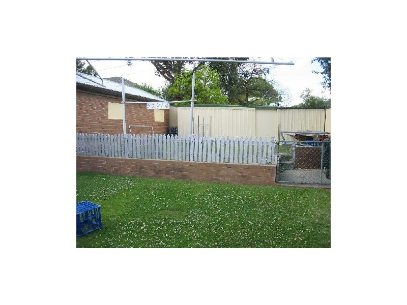 104 Yangoora Rd, Lakemba NSW 2195