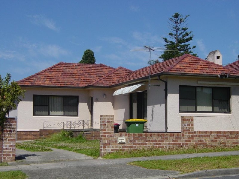 9 Weston Street, Revesby NSW 2212