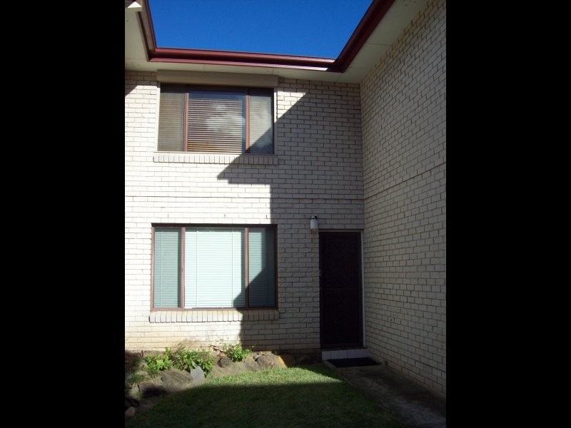 4/96 The Broadway, Punchbowl NSW 2196