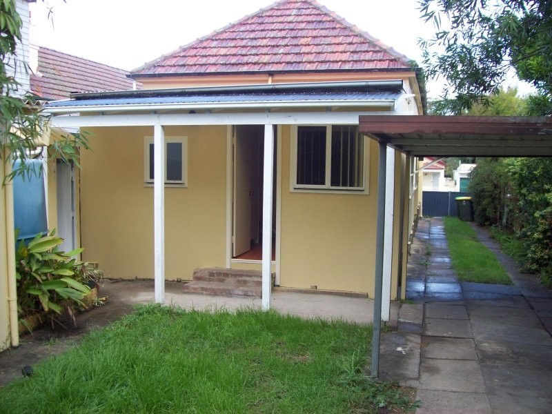 12 ferguson ave, Wiley Park NSW 2195