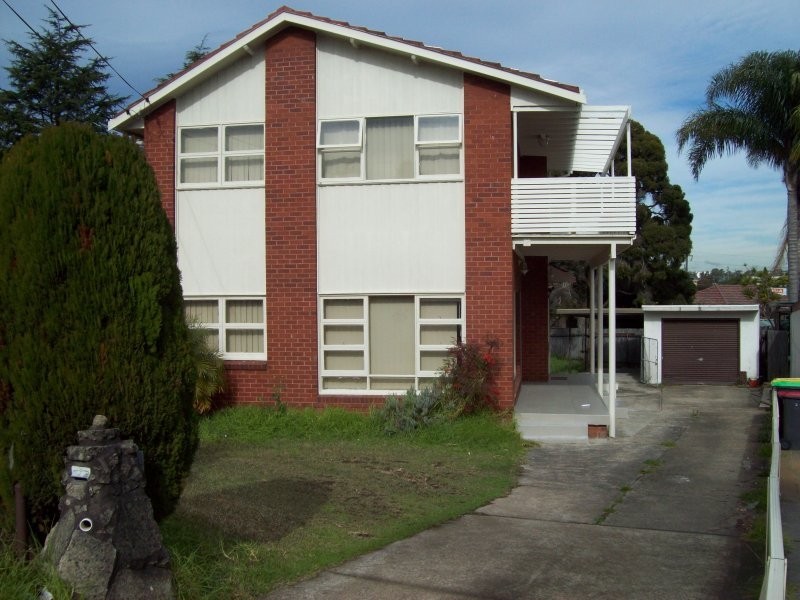 2 Nevada Crescent, Punchbowl NSW 2196