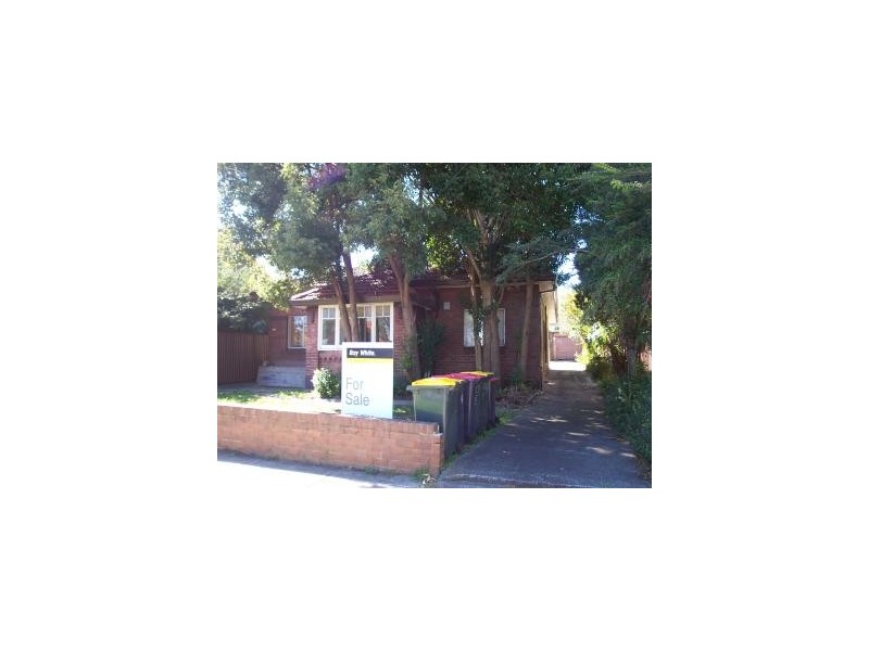 86 Rossmore Ave, Punchbowl NSW 2196