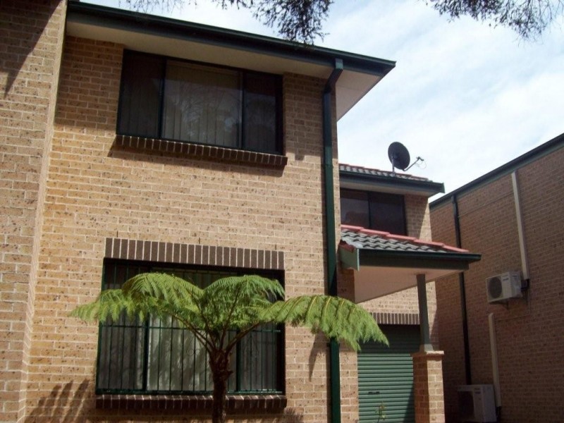 4/28 Lancaster Ave, Punchbowl NSW 2196
