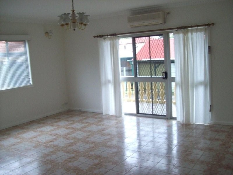 36 urunga, Punchbowl NSW 2196